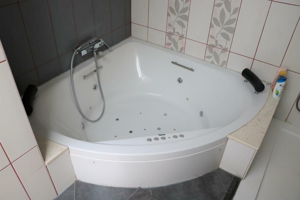 Apartment Olivia Ciginj ภายนอก รูปภาพ